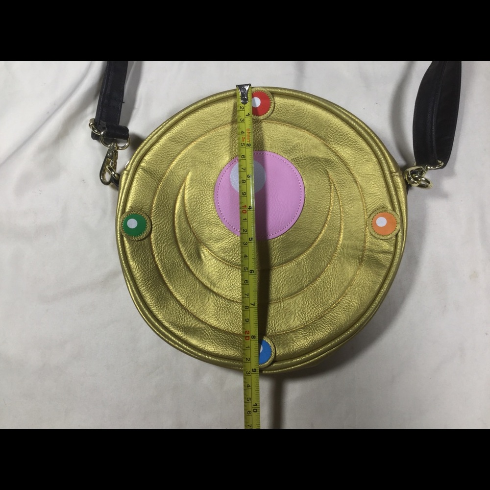 Sailor Moon Transformation Brooch Crossbody Bag - Picture 10 of 11